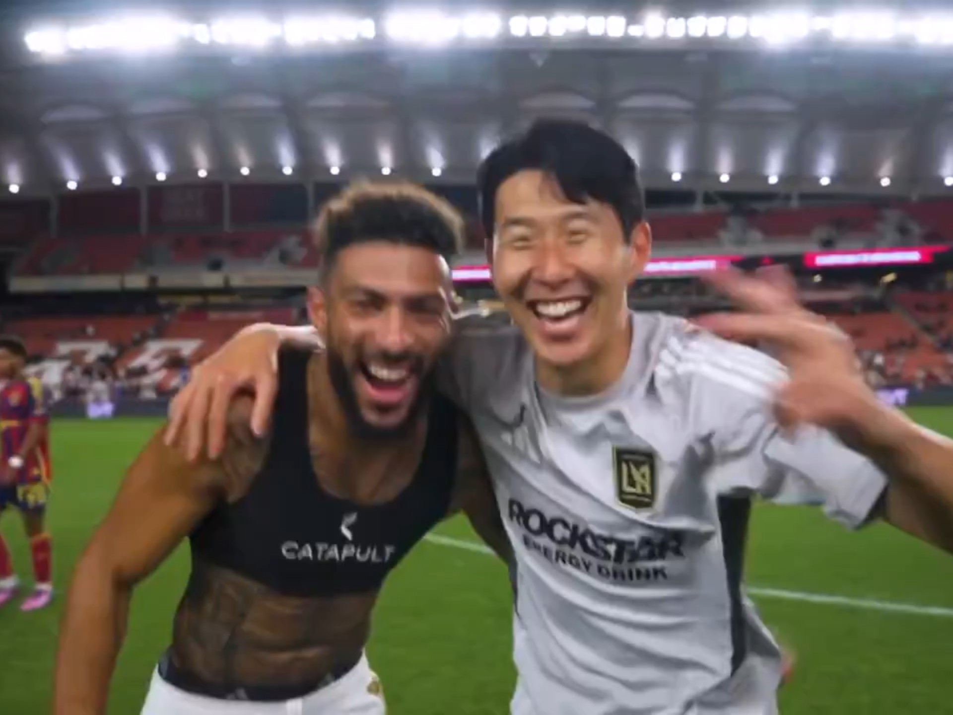 塞内加尔轻取智利，孙兴慜完成帽子戏法的简单介绍