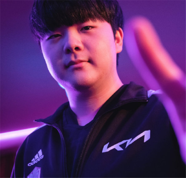 DRX2血洗RGE，ShowMaker高光表现的简单介绍