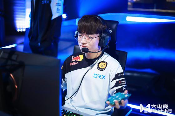 C9血洗DRX2,Keria完成帽子戏法的简单介绍 C9血洗DRX2,Keria完成帽子戏法的简单介绍