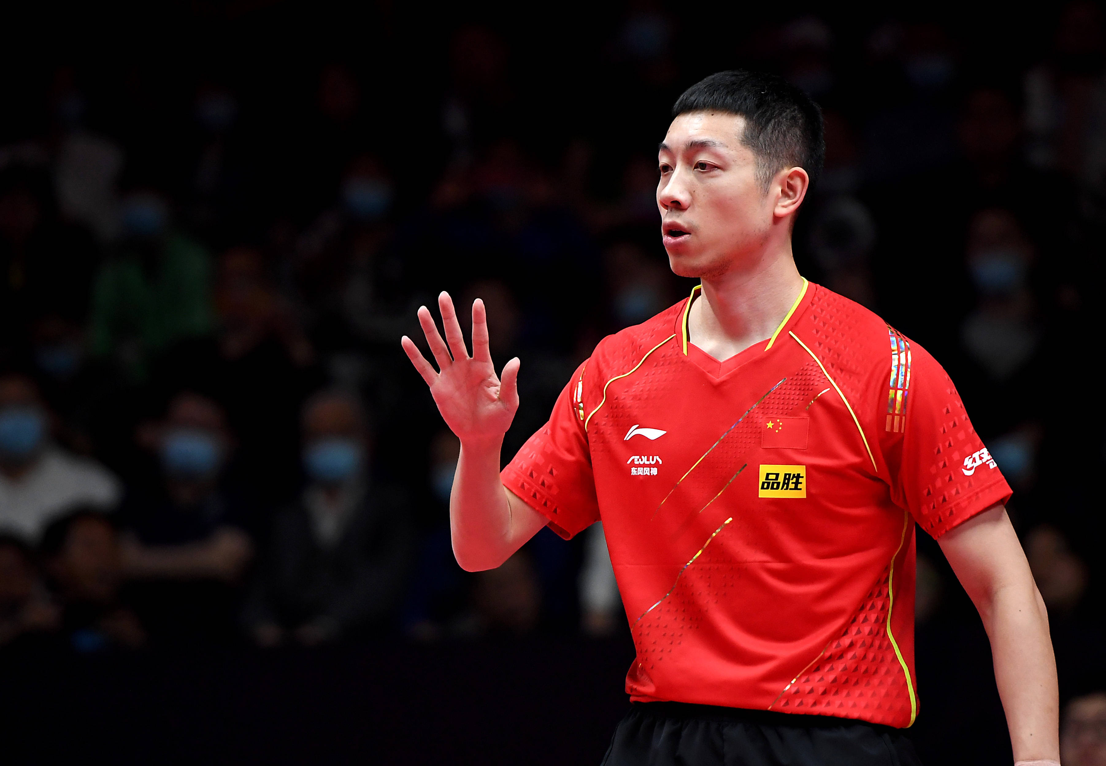 波兰乒乓球队逆转英国乒乓球队，许昕惊艳世界