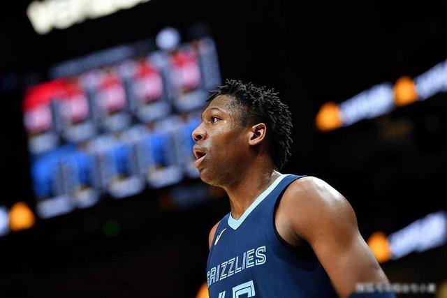 灰熊年轻球员崭露头角，表现耀眼