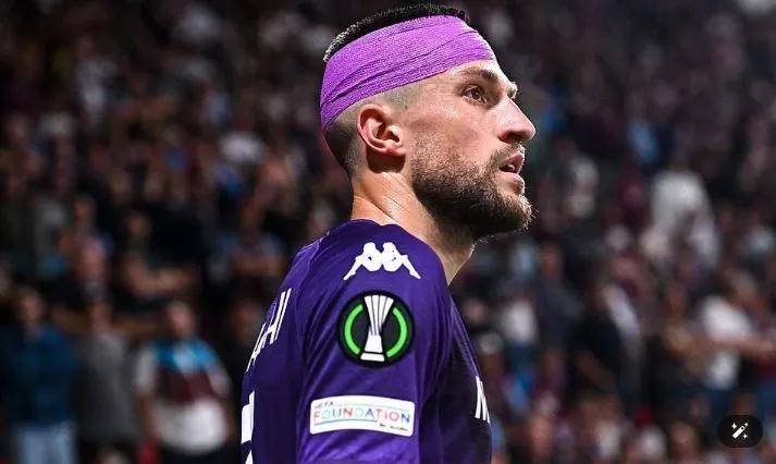 拉齐奥主场惊险战平佛罗伦萨