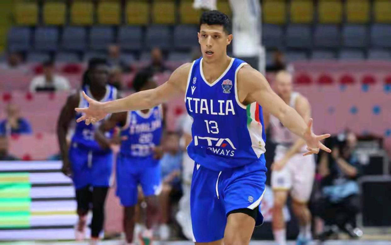 意大利男篮击败法国取得胜利