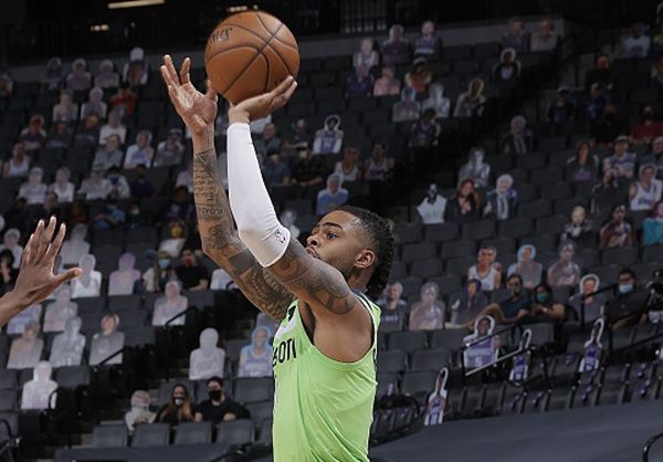 关于爵士主场捍卫领先优势,取得胜利的信息 关于爵士主场捍卫领先优势,取得胜利的信息