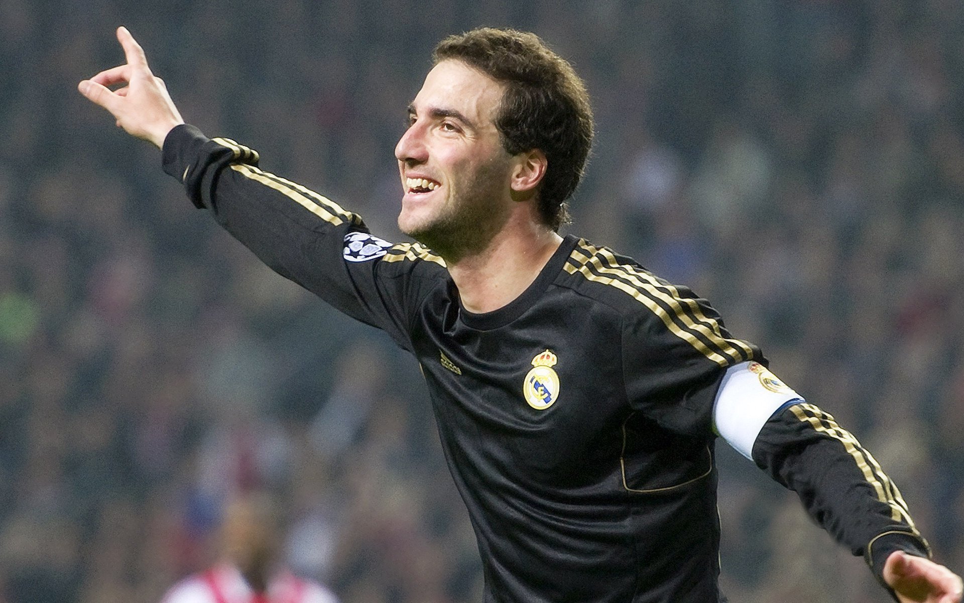 多特蒙德对阵比利时，当黄黑铁骑遇上红魔，解码巴尔韦德硬仗之王的战术基因