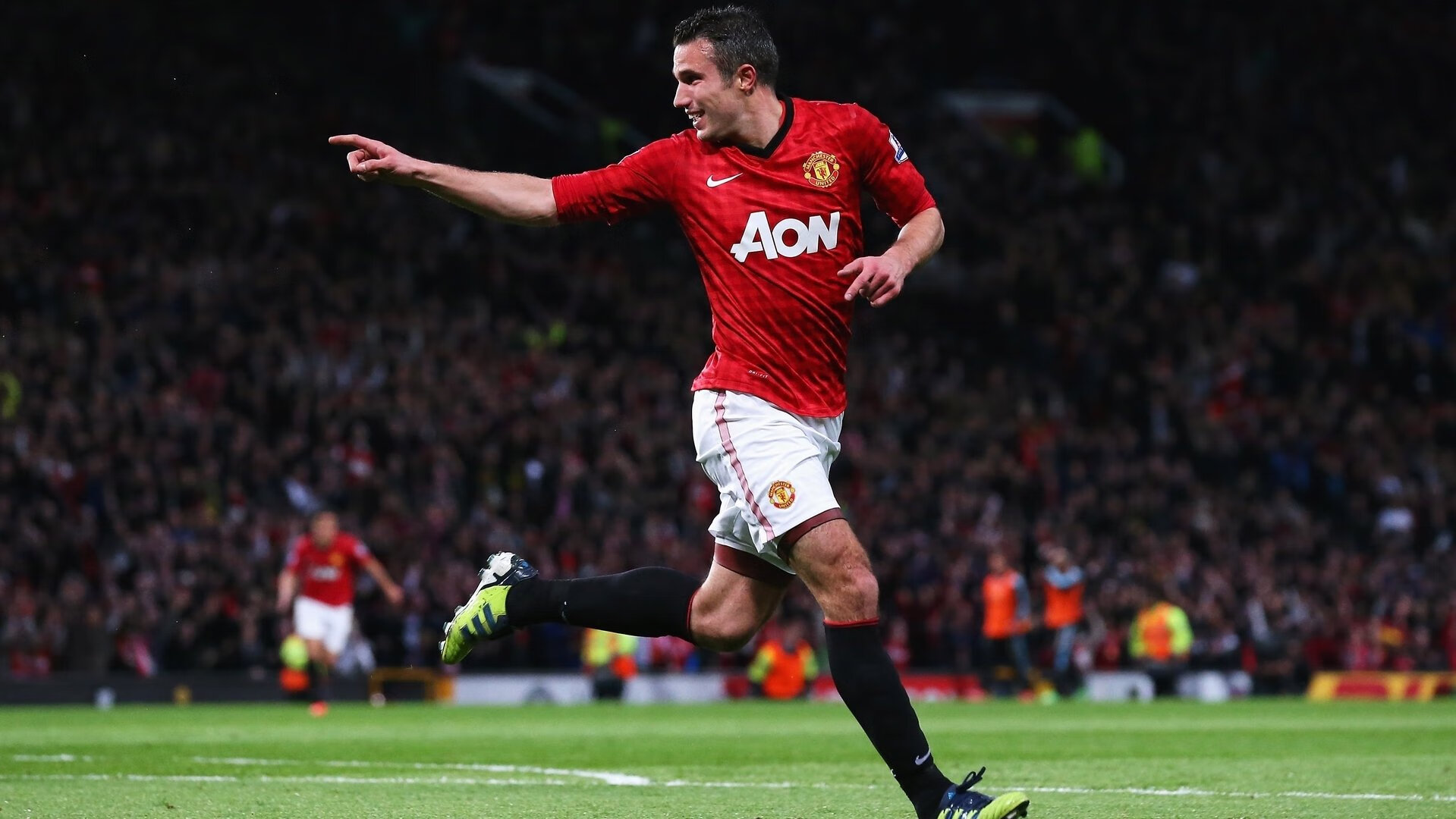 赛道上的独舞,伊萨克在F1揭幕战之夜的无解进攻