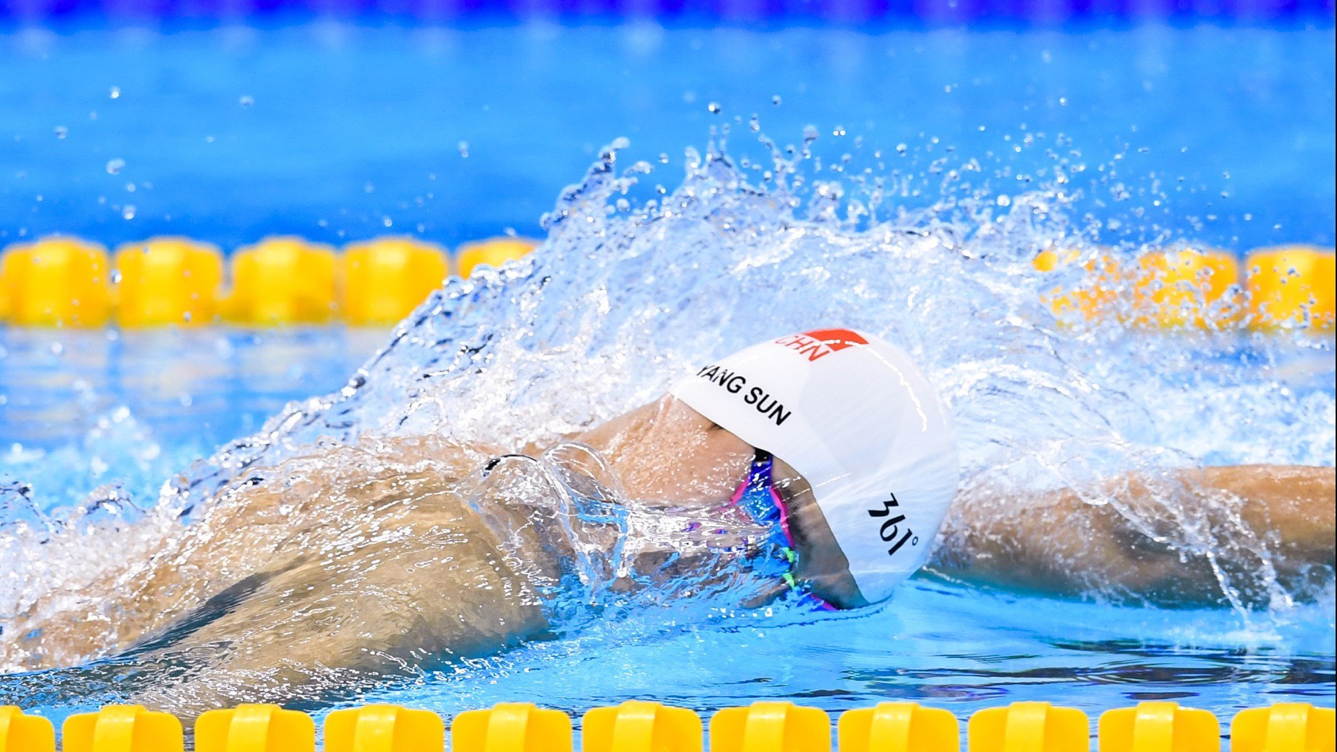 从雅温得到慕尼黑,当不屈雄狮的咆哮遇见世一锋的利刃